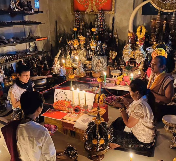 泰国<a href=https://www.tgqjwang.com/ target=_blank class=infotextkey>情降</a>后的第12天了,主动联系对方,对方冷若冰霜,这该怎么办? 第1张 泰国<a href=https://www.tgqjwang.com/ target=_blank class=infotextkey>情降</a>后的第12天了,主动联系对方,对方冷若冰霜,这该怎么办? 第1张