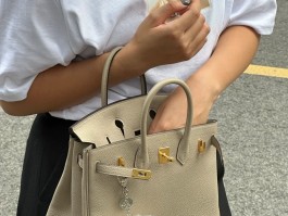 爱马仕女包二手回收(爱马仕女包二手回收价格)
