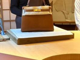 爱马仕合作设计师定制(爱马仕合作设计师定制款)