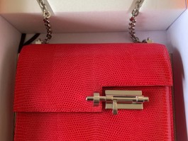 泰国爱马仕蜥蜴皮包包定制怎么样啊(爱马仕蜥蜴皮 mini kelly)