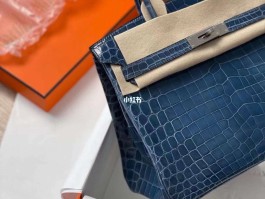 包含爱马仕birkin25鳄鱼皮橙的词条