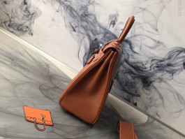 爱马仕包纯手工和半手工区别(爱马仕包纯手工和半手工区别是什么)