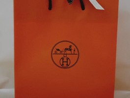 爱马仕外包装盒(爱马仕的包装盒是怎么样的)