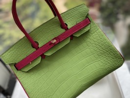 爱马仕鳄鱼皮绿色包(爱马仕绿色鳄鱼皮birkin)